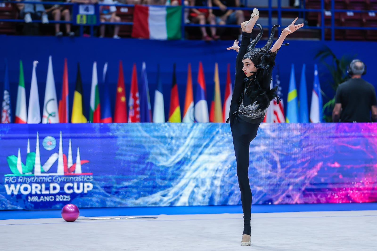 ginnastica-ritmica-world-cup-milano-2025-4